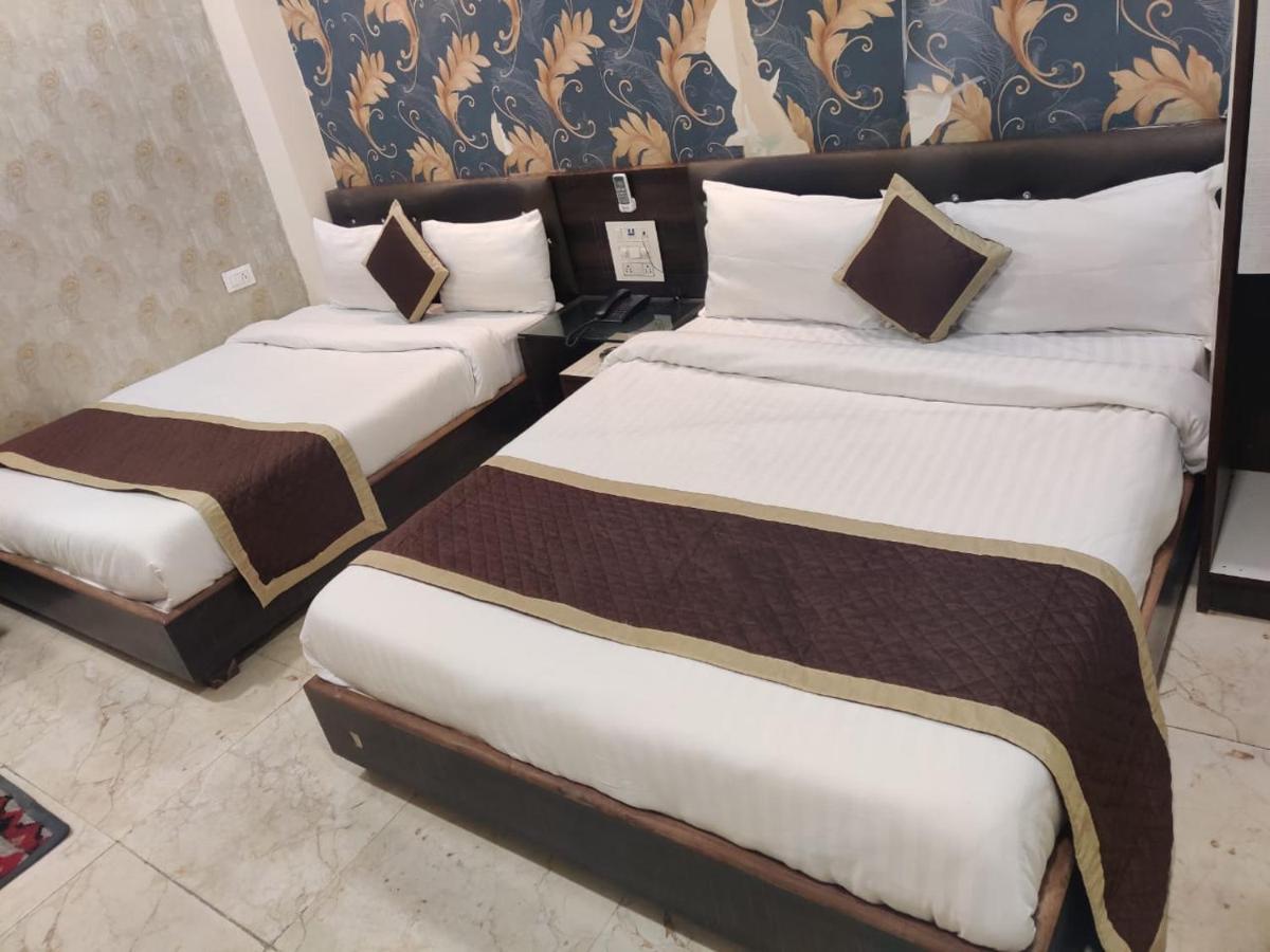 Hotel Raj Vilas Ουνταϊπούρ Εξωτερικό φωτογραφία