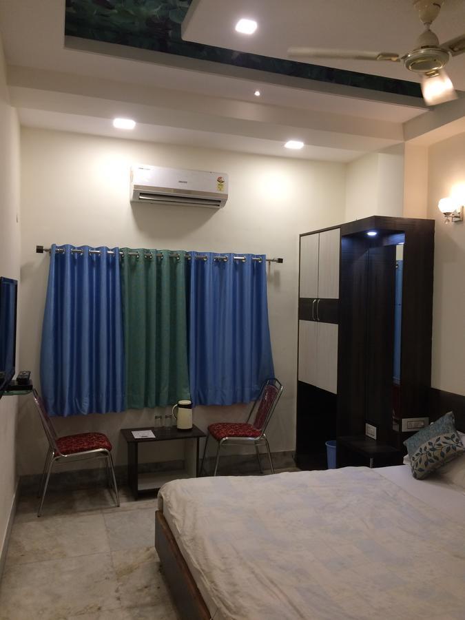 Hotel Raj Vilas Ουνταϊπούρ Εξωτερικό φωτογραφία